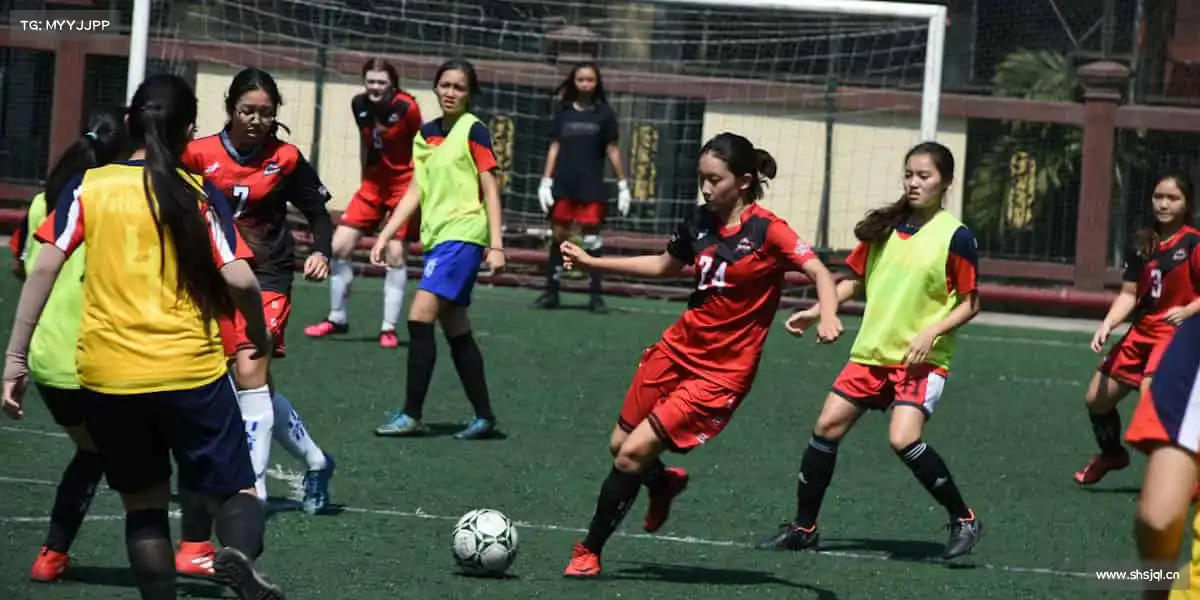 <strong>必一运动</strong>🎾网球挥动的瞬间，精准与力量的碰撞，点燃全场！